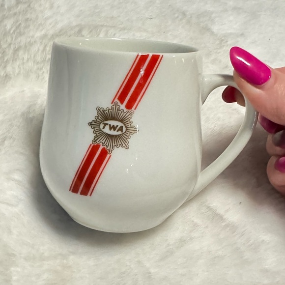Vintage Trans World Airlines TWA Bone China Coffee Tea Cup Collectible Creamer - Picture 1 of 10